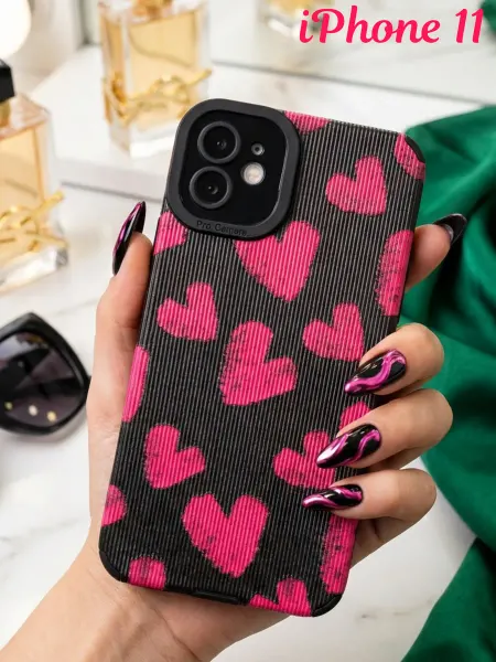 FuturaCase Чехол на iPhone 11 с велюровыми сердечками
