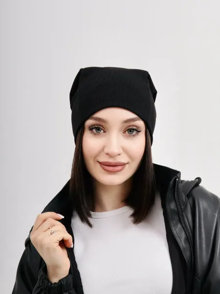 Шапка весенняя со вставкой