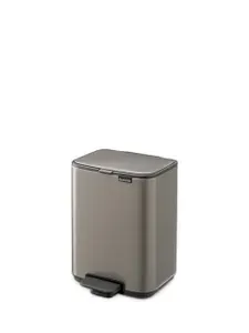 Brabantia Бак мусорный Bo Pedal Bin с педалью платиновый 4л 237881