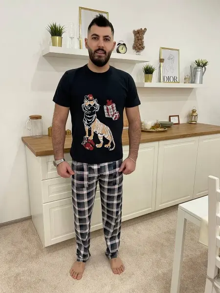 Ларита Футболка