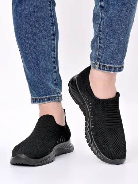 Кроссовки в сетку