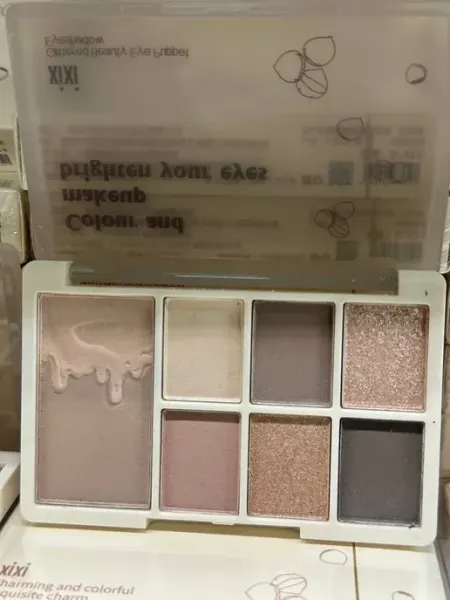 SD Beauty Тени для век палетка нюд матовая сатиновая