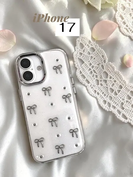 Чехол на iPhone 17 прозрачный с бантиками