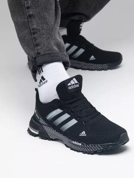 ADiDAS. Кроссовки спортивные тканевые