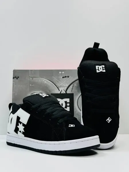 DC Shoes Кроссовки DC Court Graffik Дисишки