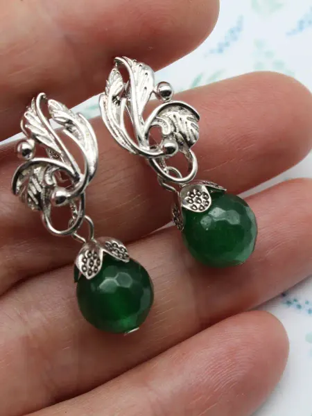 TE jewelry Серьги листики с натуральным камнем зеленым агатом "Мята"