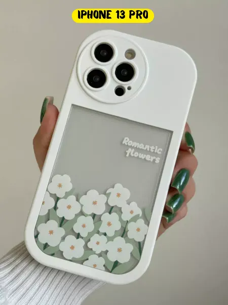 CaseLove Чехол на iPhone 13 Pro с принтом Ромашки