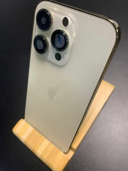 Корпус iPhone 14 Pro золотой (Gold), комплект кнопок, сим-лоток