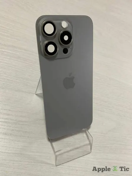 Задняя крышка iPhone 15 Pro в сборе с окошками камеры (Natural Titanium) серая