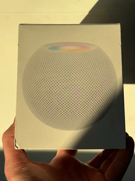 Стационарная акустика умная колонка Apple HomePod Mini MY5H2, белый