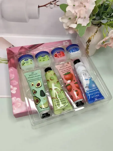 Margo beauty Подарочный набор крем для рук и бальзам 8 Марта 8в1