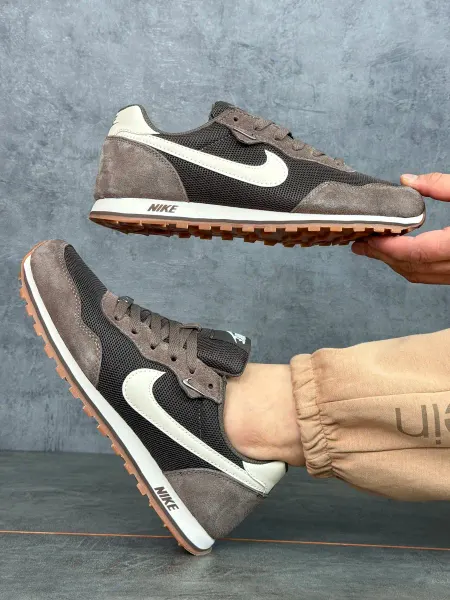 Nike Кроссовки мужские летние