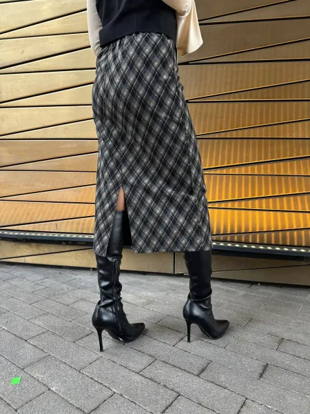 WM Style Теплая юбка карандаш в клетку весна