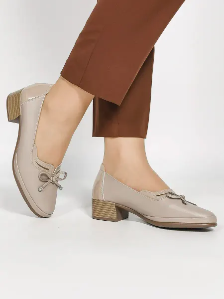 AFF SHOES Туфли на низком каблуке