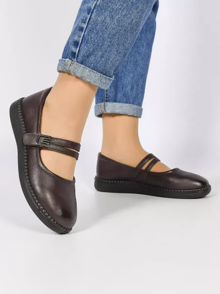 VALLIDA SHOES Туфли без каблука с ремешком школьные