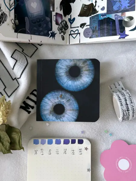 Опрокинутый лес блокнот в точку квадратный 'eyes', 9х9 см