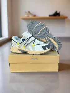 Кроссовки ASICS