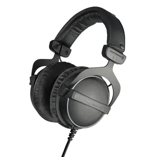 Закрытые наушники Beyerdynamic DT 770 PRO BLACK EDITION 80 OHMS