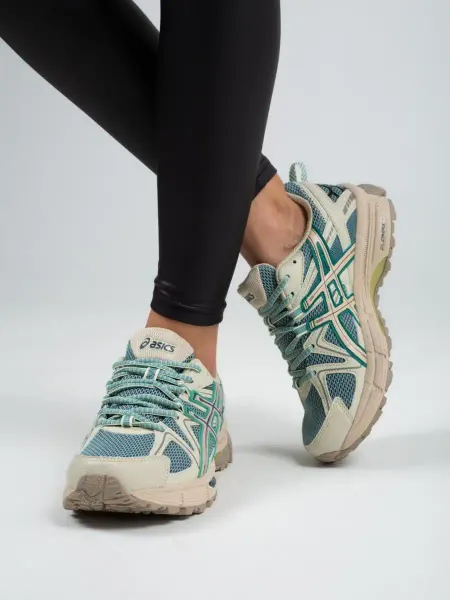 ASICS Кроссовки спортивные