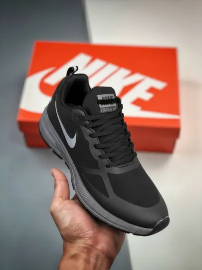 Кроссовки Nike Air для мужчин и женщин