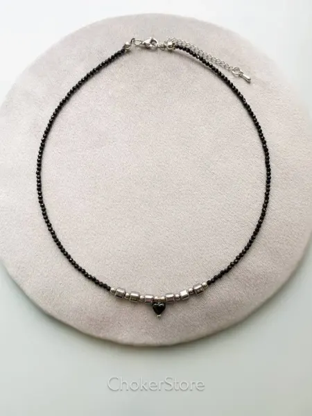 ChokerStore Чокер на шею из шпинели и гематита с подвеской сердце