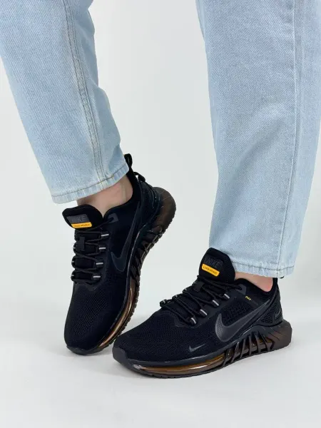 Nike Кроссовки спортивные