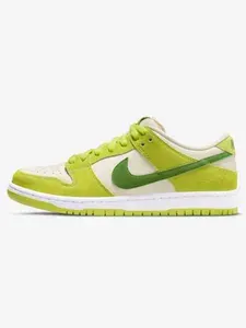 Кроссовки Dunk SB Low Pro "Green Apple"