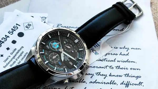 CASIOНаручные часы Edifice