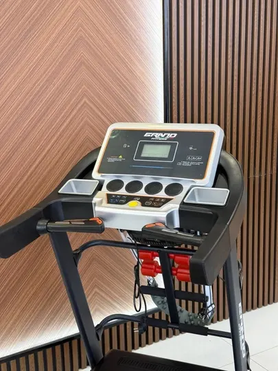 Беговая дорожка Grand Fitness GF 900 DS, 3.5 HP, уклон, массажер - Беговые дорожки