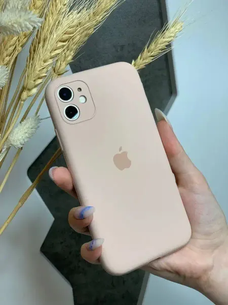Silicone Case Чехол с защитой камеры iPhone 11