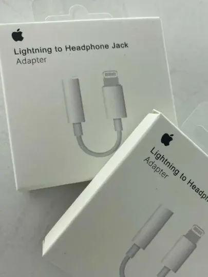 Переходник для iPhone аудио-разъём на Lightning, для AUX и наушников