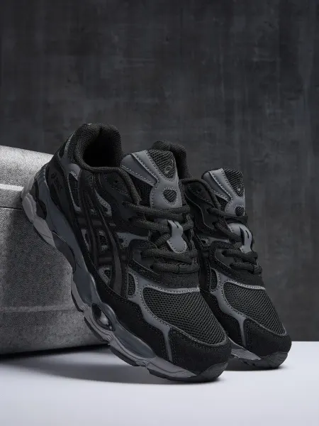 ASICS Кроссовки спортивные