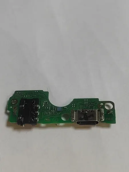 Плата нижняя (шлейф) для Tecno Spark 10 4G (KI5q) с разъемом зарядки и микрофоном