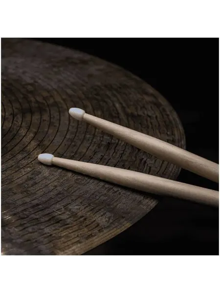 VIC FIRTH Барабанные палочки 5BN