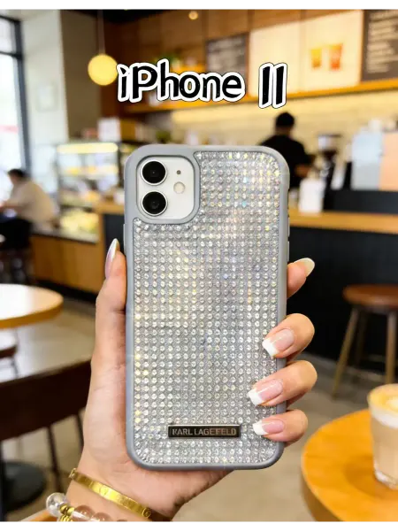 Чехол на iPhone 11 karl со стразами