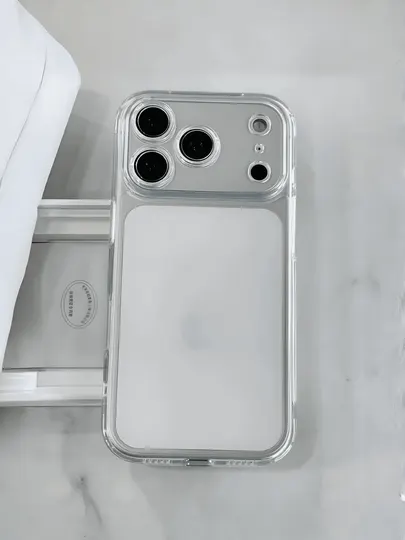 Прозрачные чехлы для iPhone 15, 16, 17 Pro, Max, Air - Аксессуары и запчасти