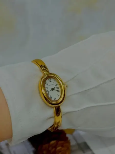 Женские классические наручные часы Cartier, Подарок на 8 марта - Женские часы и ремешки