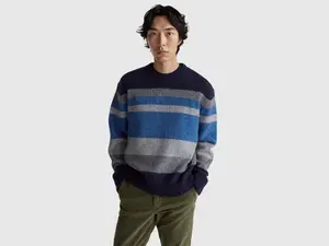 United Colors of Benetton Свитер