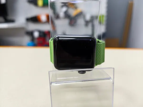 Смарт-часы Apple Watch Series 3 38 мм Б. У уценка