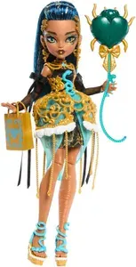 Кукла Monster High Клео де Нил Страшный День Рождения (Cleo De Nile Scary Sweet Birthday)
