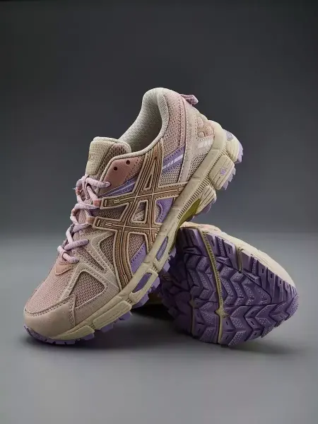 ASICS Кроссовки спортивные