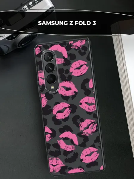 Samsung Чехол на Galaxy Z Fold 3 с поцелуями
