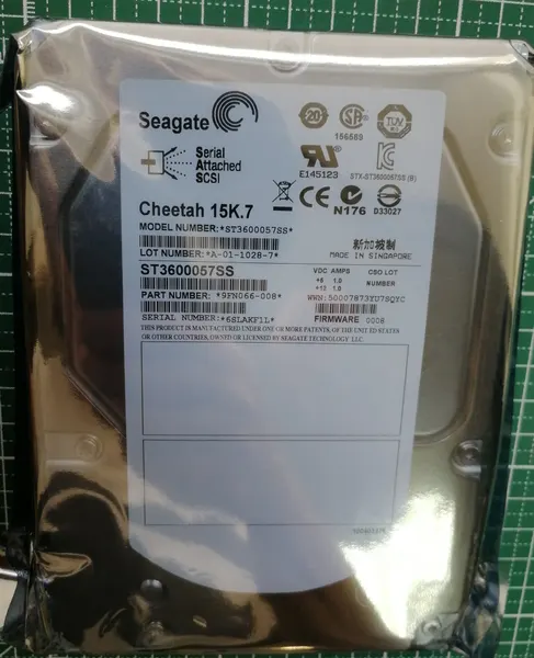Жесткий диск Seagate ST3600057SS Cheetah 15K.7 600ГБ 3.5" SAS 6Gb/s, 15000 RPM, 16MB, серверный HDD Enterprise
