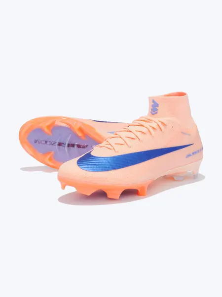 NIKEБутсы