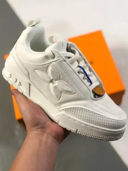Кроссовки LV Skate LOUIS VUITTON