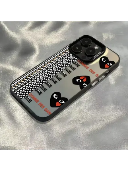 Чехол на IPHONE 11 чёрный КОММЕ ГАРКОНС