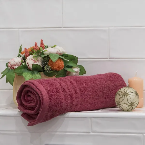 Полотенце банное Borghouse Maroon, размером 140х70 см