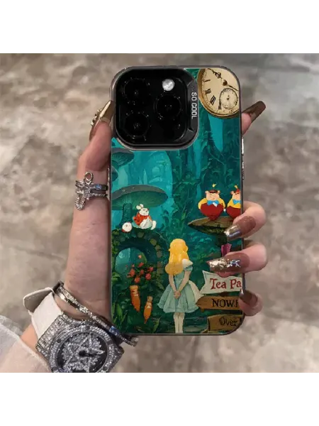 Чехол на IPHONE 15 чёрный Алике Фолклоре