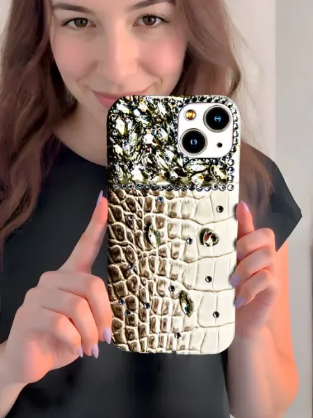 Со стразами 3D-чехол на iPhone 13 Banana!