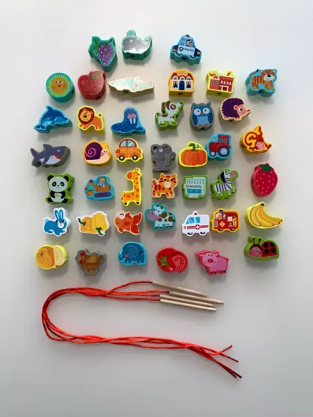 Child Happy Шнуровка деревянная, детская, в контейнере